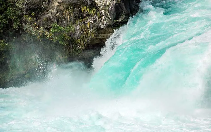 Huka Şelalesi, Yeni Zelanda