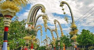 Galungan Festivali: Kuningan Günü, Bali Galungan Ceremony