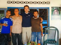 Madura Adasında Karakola Götürülmek, Jawa Madura, Jawa