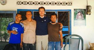 Madura Adasında Karakola Götürülmek, Jawa Madura, Jawa