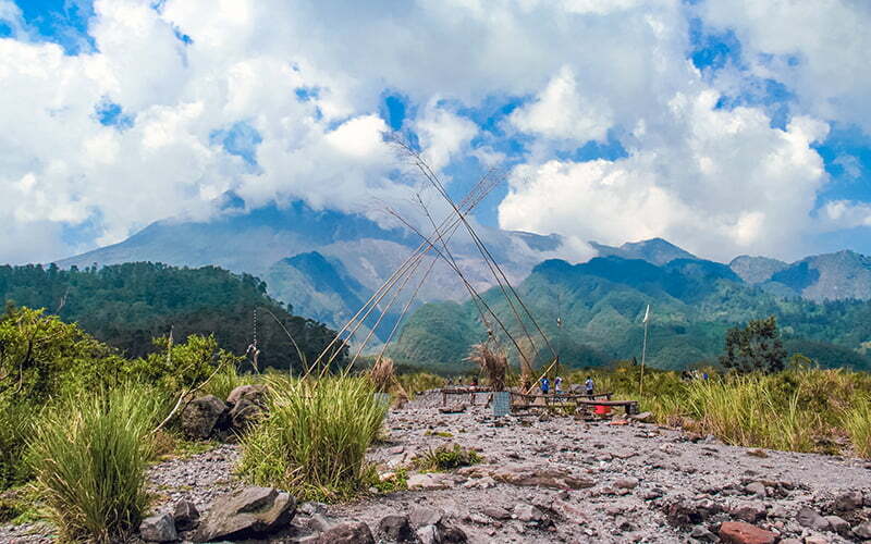 Merapi Yanardağı