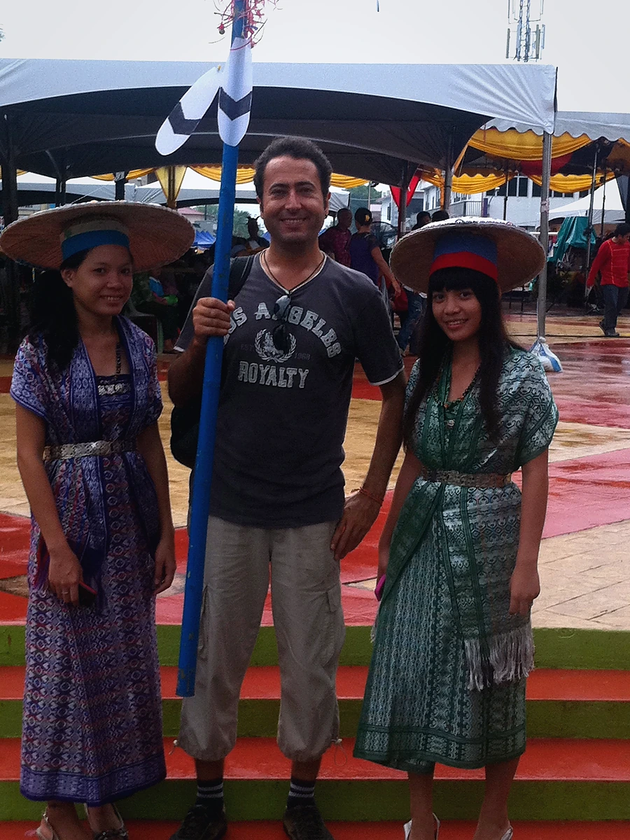 Borneo yerlileriyle