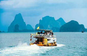 Ao Phang Nga National Park: James Bond Adası Phang Nga Bay