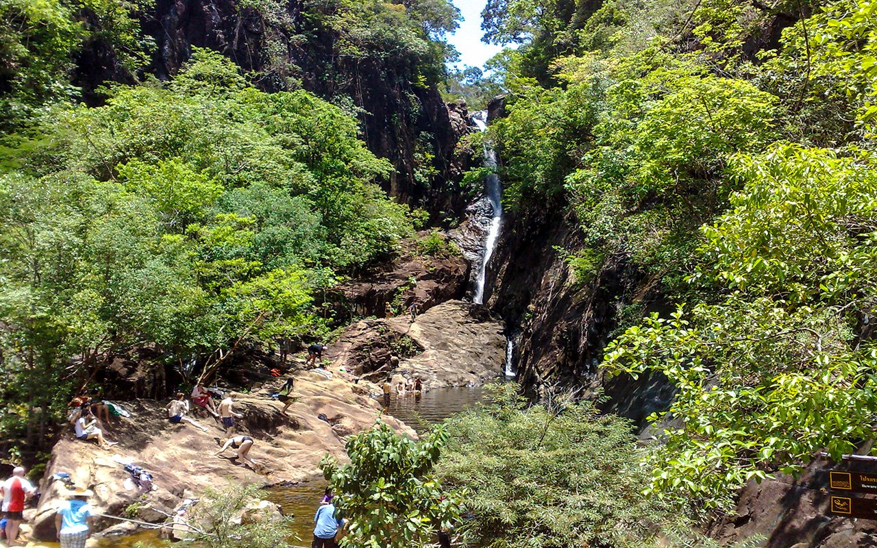 Khlong Phlu Waterfall