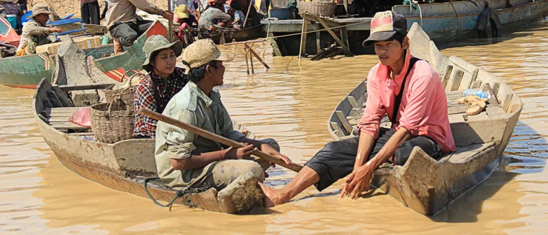 Tonle Sap Gölü, Tonle Sap Gölü, Chong Khneas Yüzen Evler, Siem Reap, Kamboçya