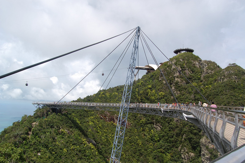 The-Hanging-Sky-Bridge-Langkawi