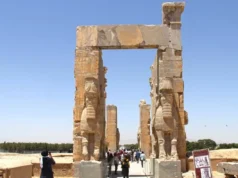 Yeni Rota: İran, Güney Asya’ya Veda Persepolis, İran