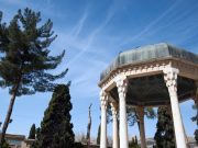İran’ın Ünlü Şairi: Hafız   Tomb-Of-Hafez