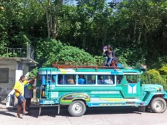 Filipinlilerin Dolmuşu: Jeepney Jeepney-Philippines