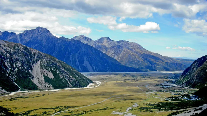 Mt-Cook-valley