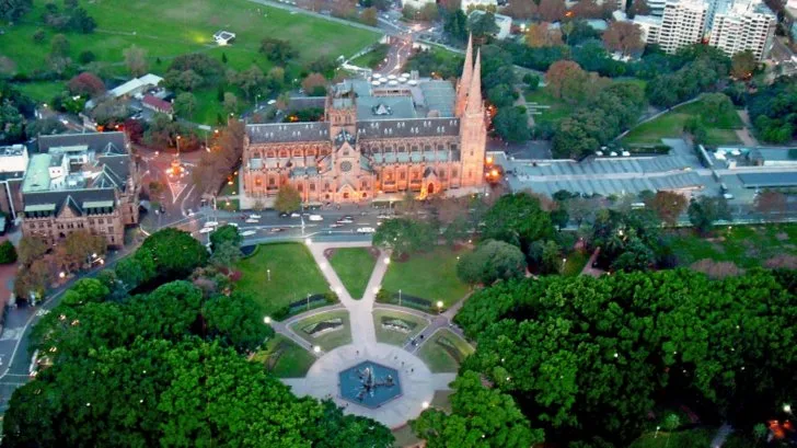 Sydney-Domain-Sky-Tower