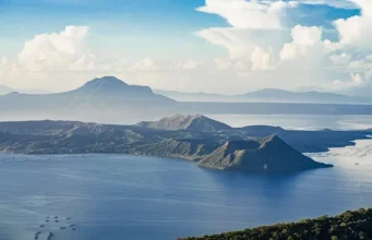 Dünyanın En Küçük Aktif Volkanı: Taal Yanardağı Taal Yanardağı
