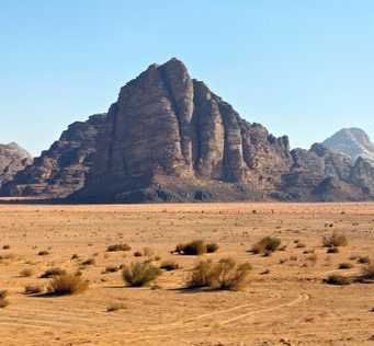 Bilgeligin-yedi-Sutunu-Wadi-Rum