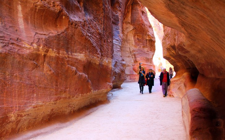 Petra-The-Siq