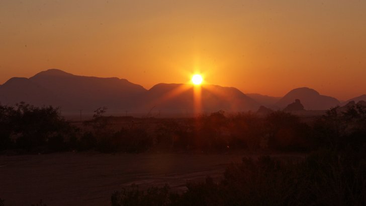 Wadi-Rum-Sunrise