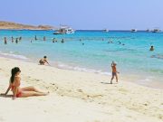 Kızıldeniz’in Tropikal Adası: Giftun Adaları Mahmya-Beach