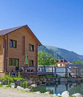 Yalçın Dağların Arasında Bir Kasaba: Teberda, Rusya Teberda, Russia