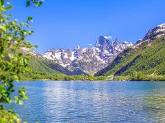 Dünyanın En Güzel Göllerinden Birisi: Tumanly-Kel, Dombay Tumanli-Kel Lake