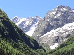 Doğanın Kalbinde: Dombay, Rusya