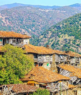 Zamana Yenilen Satılık Köy: Lübbey, Ödemiş Lubbey-Odemis
