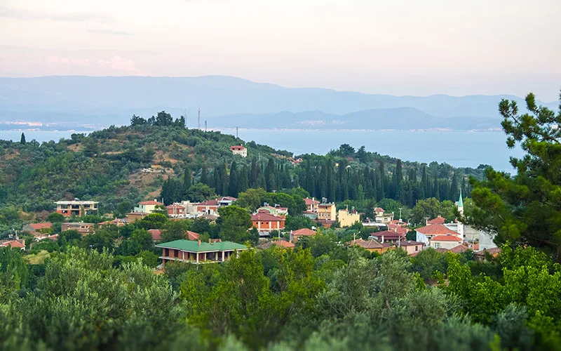 Çamlıbel Köyü, Edremit