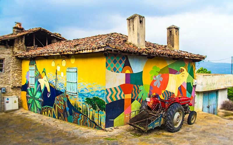 Birgi Gezilecek Yerler