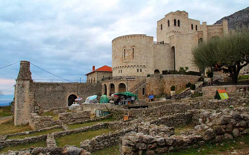 Kruja-Gezilecek-Yerler