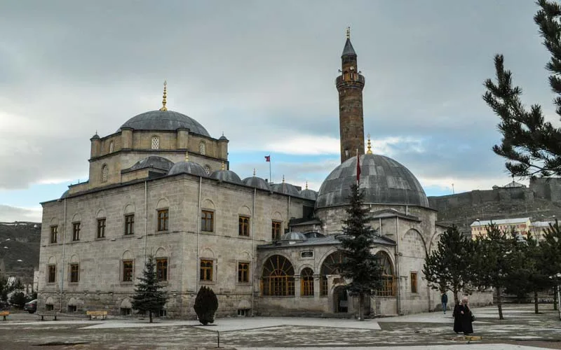 Ebul-Hasan-Harakani-Kars