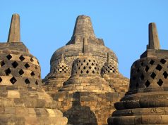 Dünyanın En Büyük Budist Tapınağı: Borobudur, Java   Endonezya Brobodur