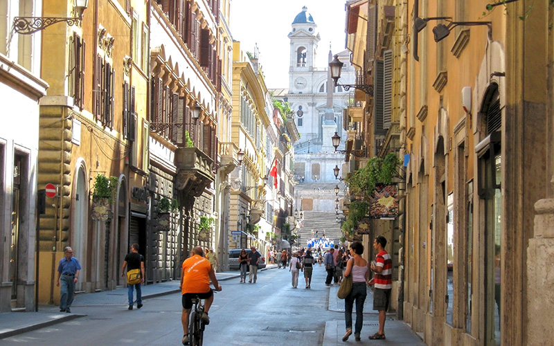 Via dei Condotti, Roma