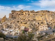 Kapadokya’nın İlginç Köşesi: Çavuşin Köyü   Çavuşin Köyü