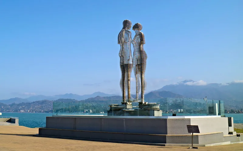 Ali-Nino-Heykeli-Batumi
