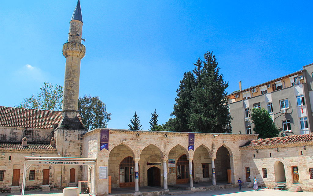 Adana Yağ Camii