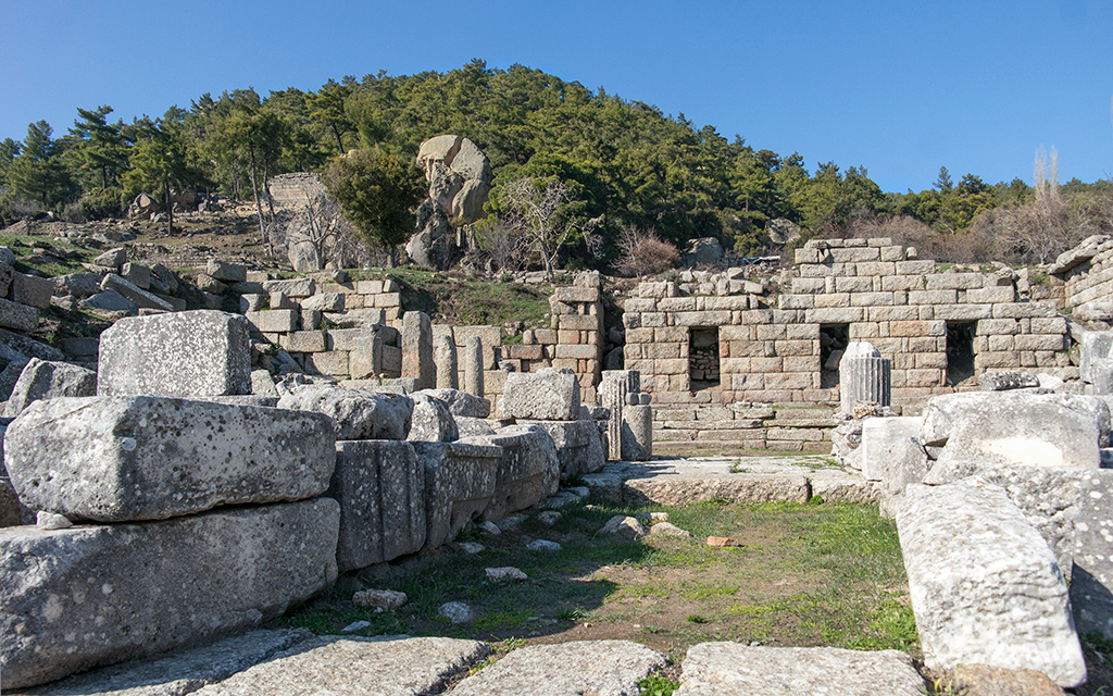 Labranda Güney Propylon