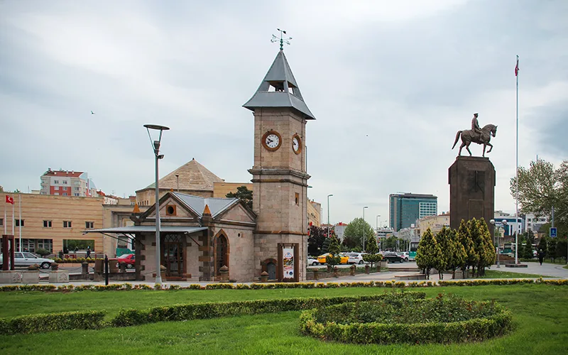 kayseri cumhuriyet meydani