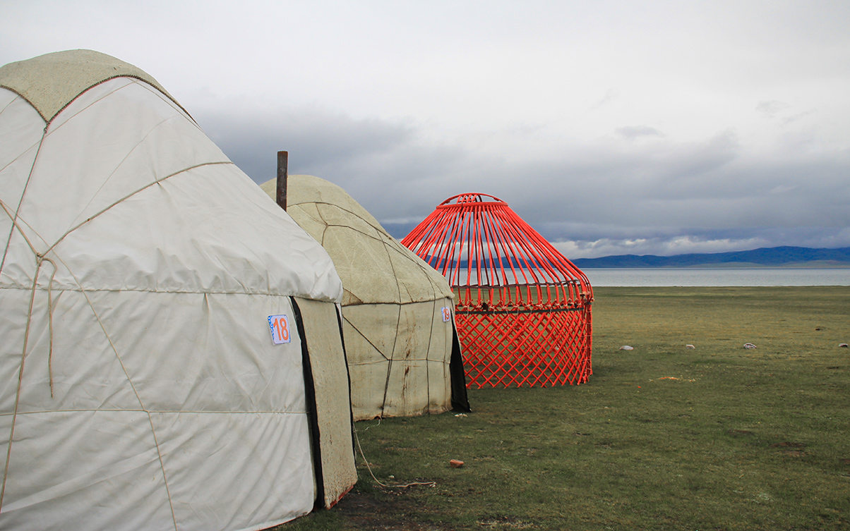 song kul yurt