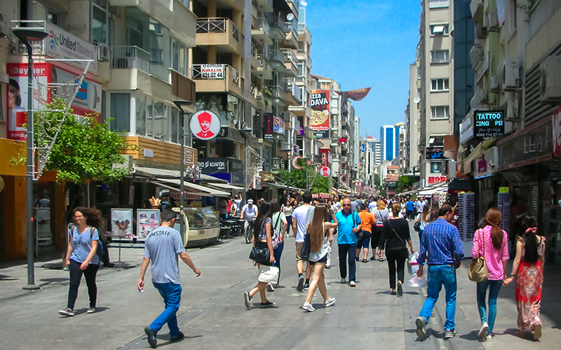 izmir kıbrıs şehitleri