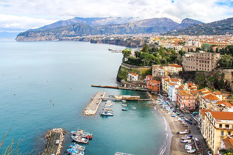 napoli civarinda gorulecek yerler