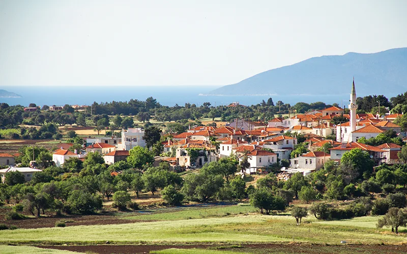 alaçatı hakkinda bilgiler