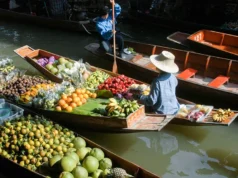 Bangkok Yüzen Market