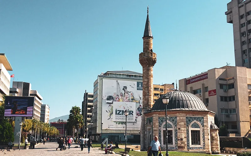 izmir kutsal yerler
