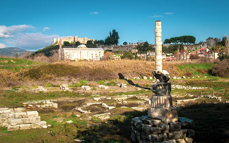 izmirdeki önemli kutsal yerler