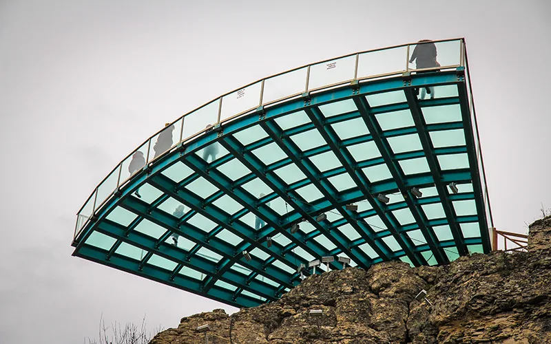 kristal teras nerede