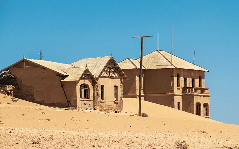 luderitz gezilecek yerler kolmanskop
