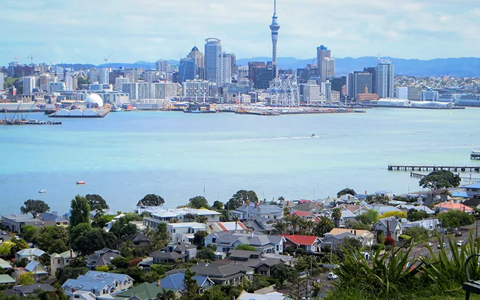 yeni zelandada gezilecek yerler