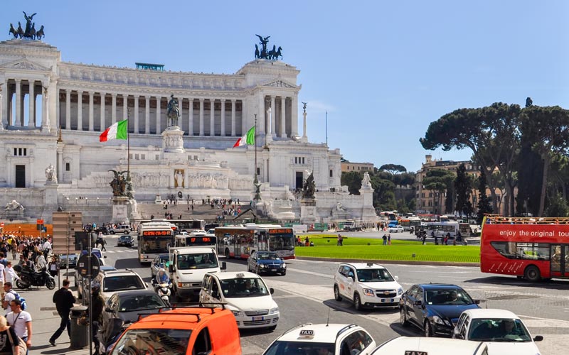 roma rehberi Venezia Meydani