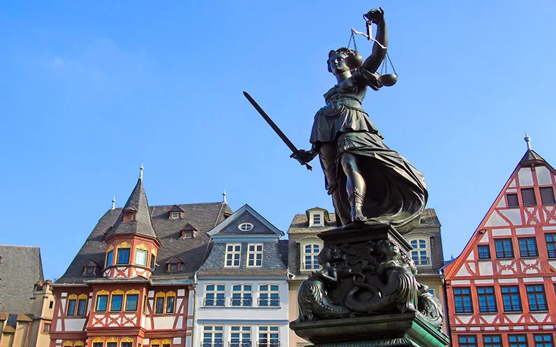 almanya rehberi frankfurt