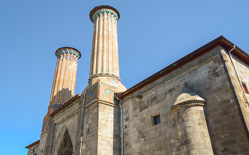 erzurum çifte minareli medrese