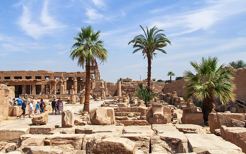 karnak tapınağı nerede