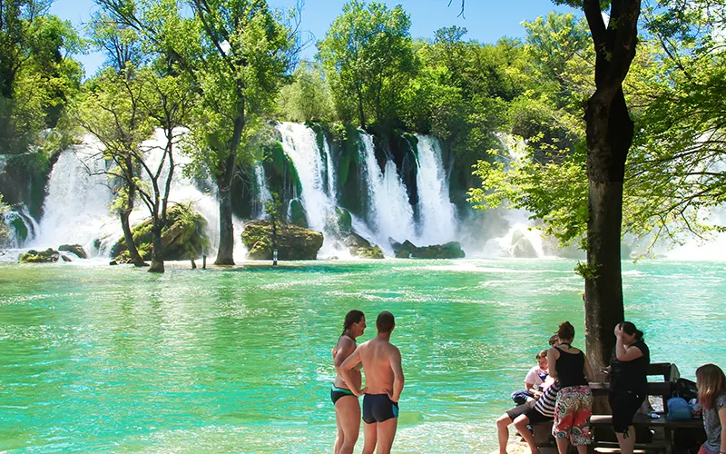 vizesiz balkanlar toplu tasima